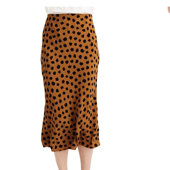 Madewell Dresses & Skirts - Madewell leopard midi skirt
